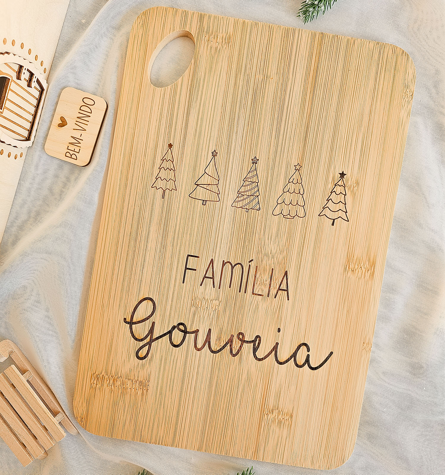 Tábua de Cozinha Personalizada - Árvores de Natal - PIPÁPÁ - Amor em Madeira Tábua de Cozinha Personalizada - Árvores de Natal