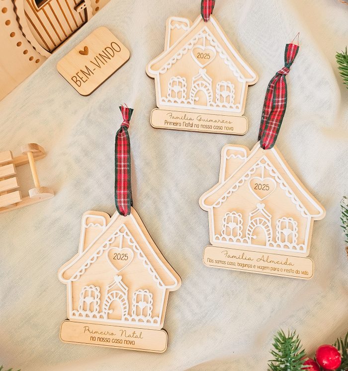 Ornamento Casa de Natal Personalizado: Frases em Madeira Acrílico