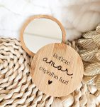 Espelho de Bolso em Madeira com Frase Personalizada