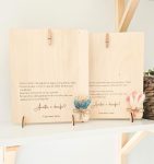 Convite de Padrinhos Personalizado com Flores Secas - PIPÁPÁ - Amor em Madeira Convite de Padrinhos Personalizado com Flores Secas