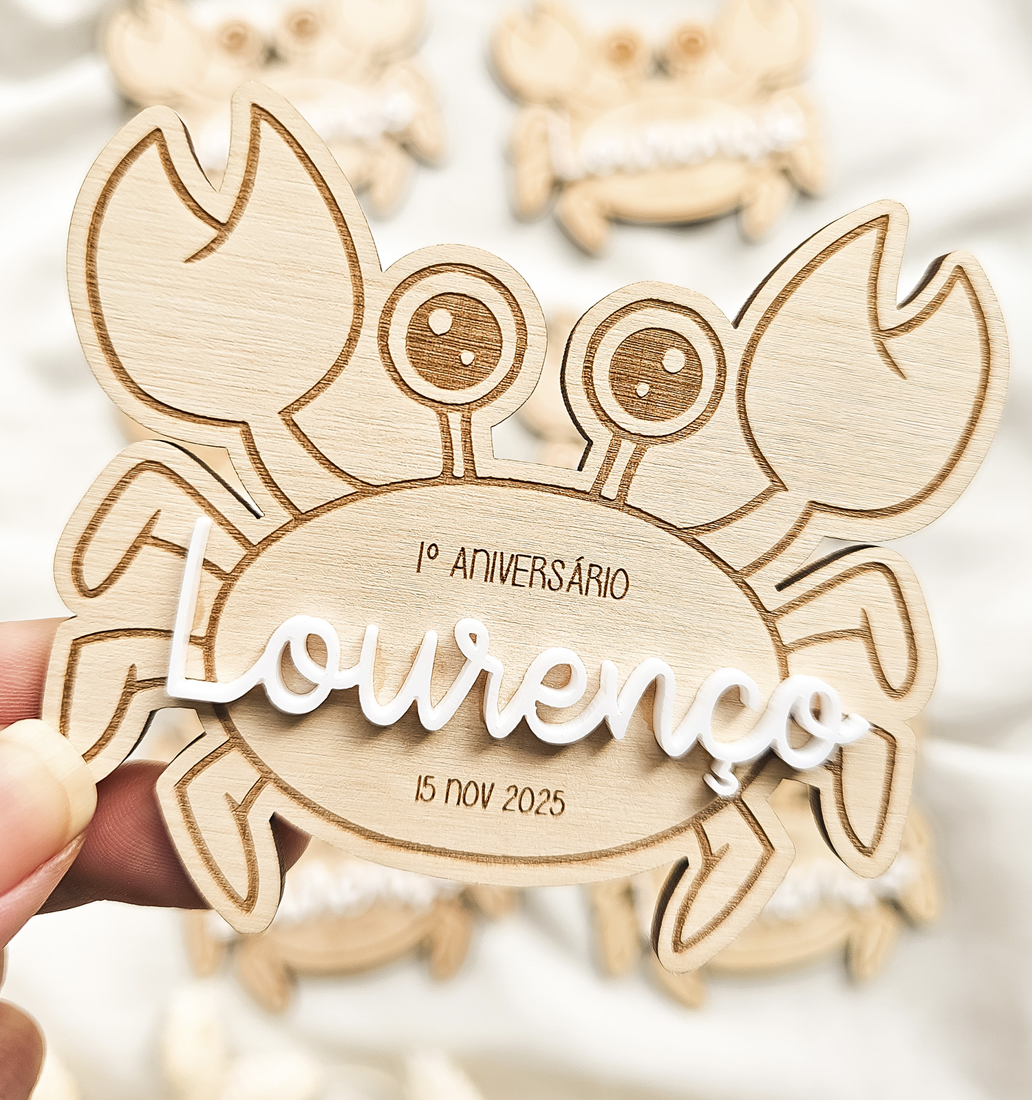 Lembranças de Aniversário — Tema Caranguejo - PIPÁPÁ - Amor em Madeira Lembranças de Aniversário — Tema Caranguejo