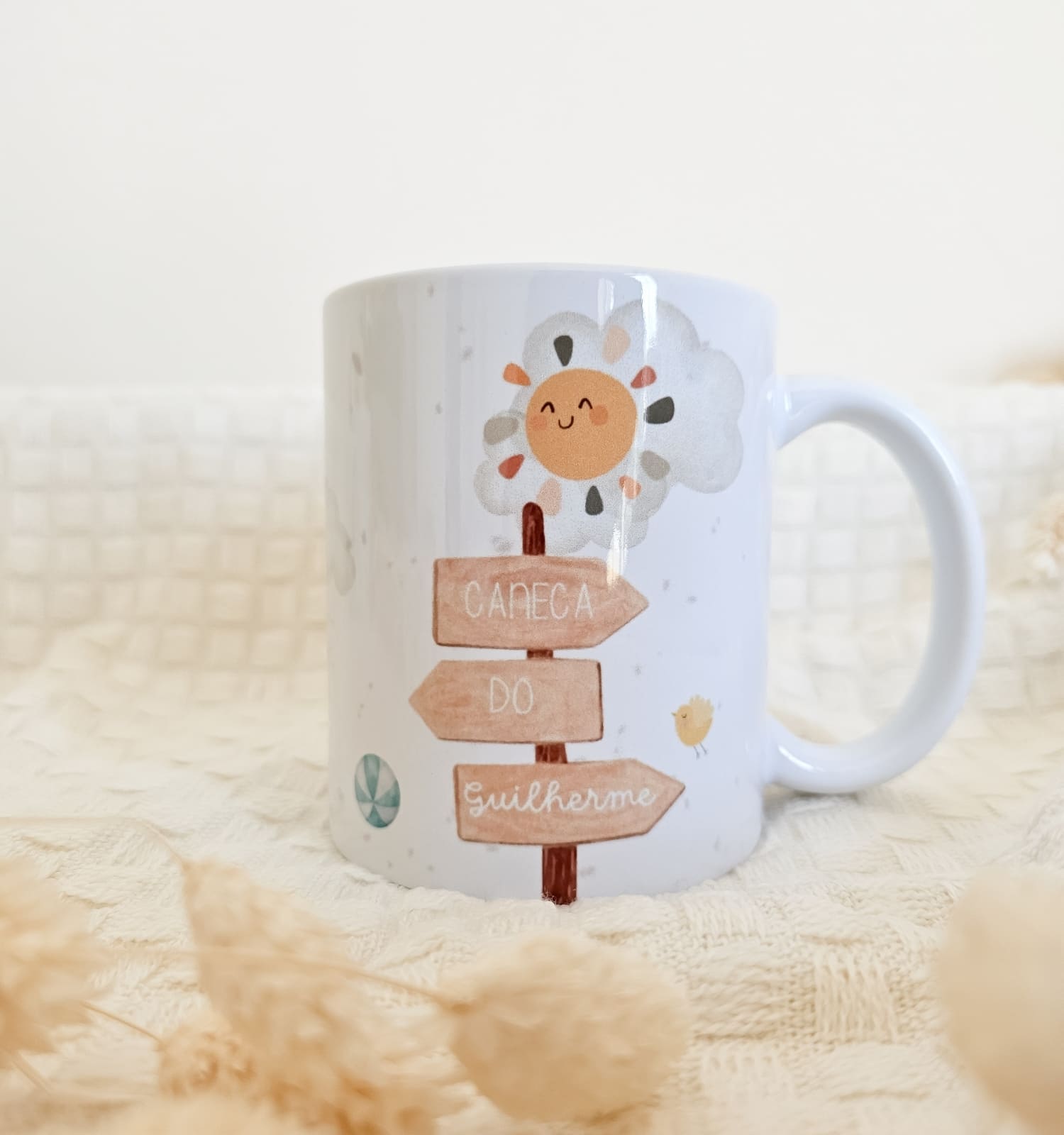 Caneca Dia da Crianca - PIPÁPÁ - Amor em Madeira Caneca Dia da Crianca