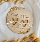 Porta-Alianças Acrílico Dourado — Flores e Corações