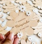 Lembrança com Íman em Formato de Flor Personalizada