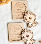 Puzzle Dinossauro para Pedido de Padrinhos - PIPÁPÁ - Amor em Madeira Puzzle Dinossauro para Pedido de Padrinhos