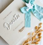 Conjunto de Batismo Completo em Cetim Verde Água - PIPÁPÁ - Amor em Madeira Conjunto de Batismo Completo em Cetim Verde Água