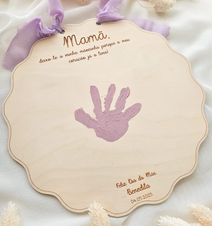 placa-maozinhas-bebe-personalizada-dia-da-mae