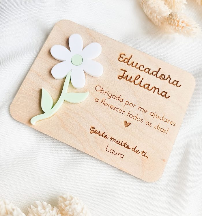Íman personalizado para educadora com flor em acrílico