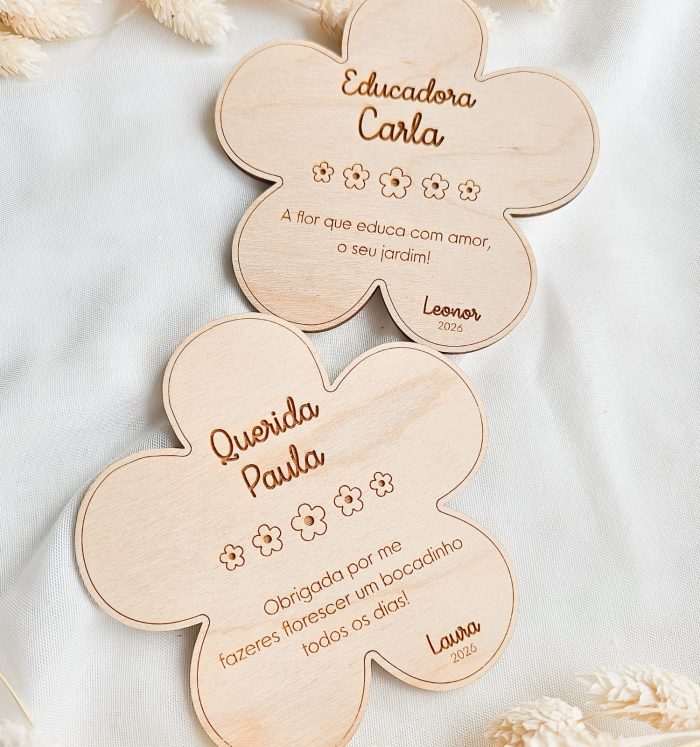 Íman flor personalizado para educadora
