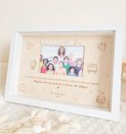 Moldura personalizada para educadora com fotografia da turma