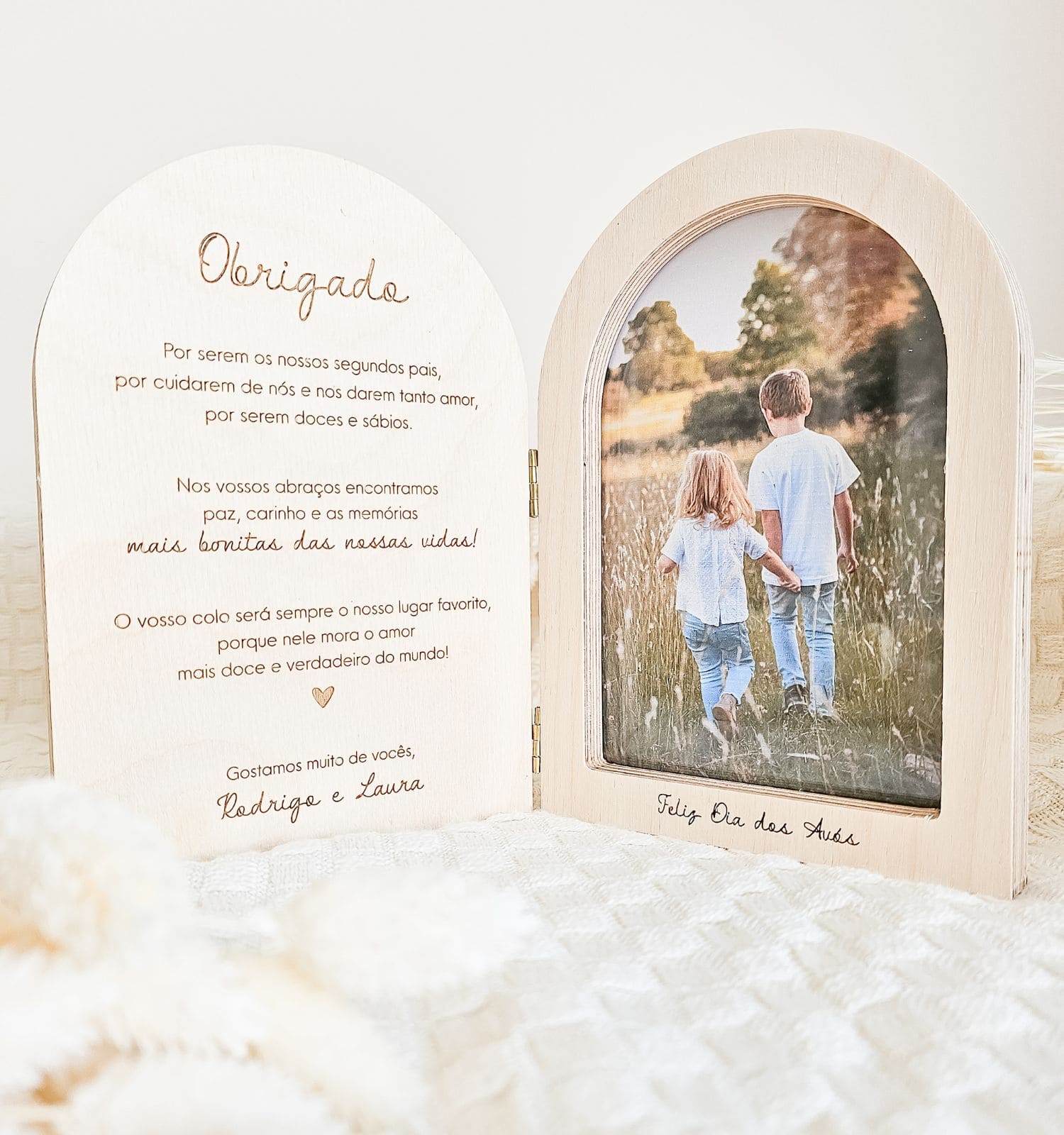 moldura-livro-personalizada-avos - PIPÁPÁ - Amor em Madeira moldura-livro-personalizada-avos