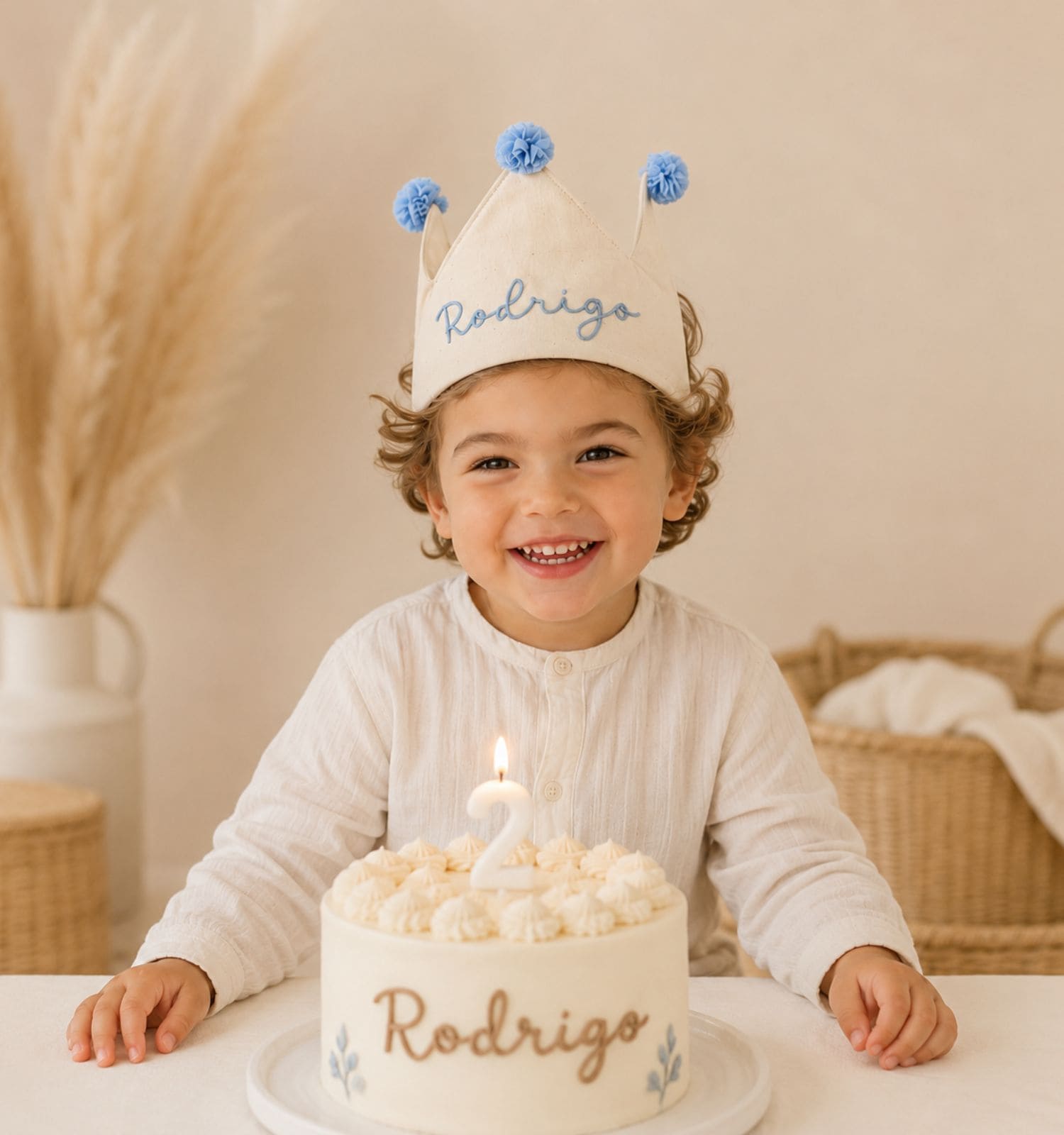 coroa-personalizada-nome-algodao - PIPÁPÁ - Amor em Madeira coroa-personalizada-nome-algodao