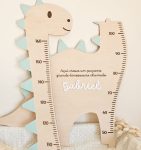 Régua de Crescimento Dinossauro Personalizada - PIPÁPÁ - Amor em Madeira Régua de Crescimento Dinossauro Personalizada