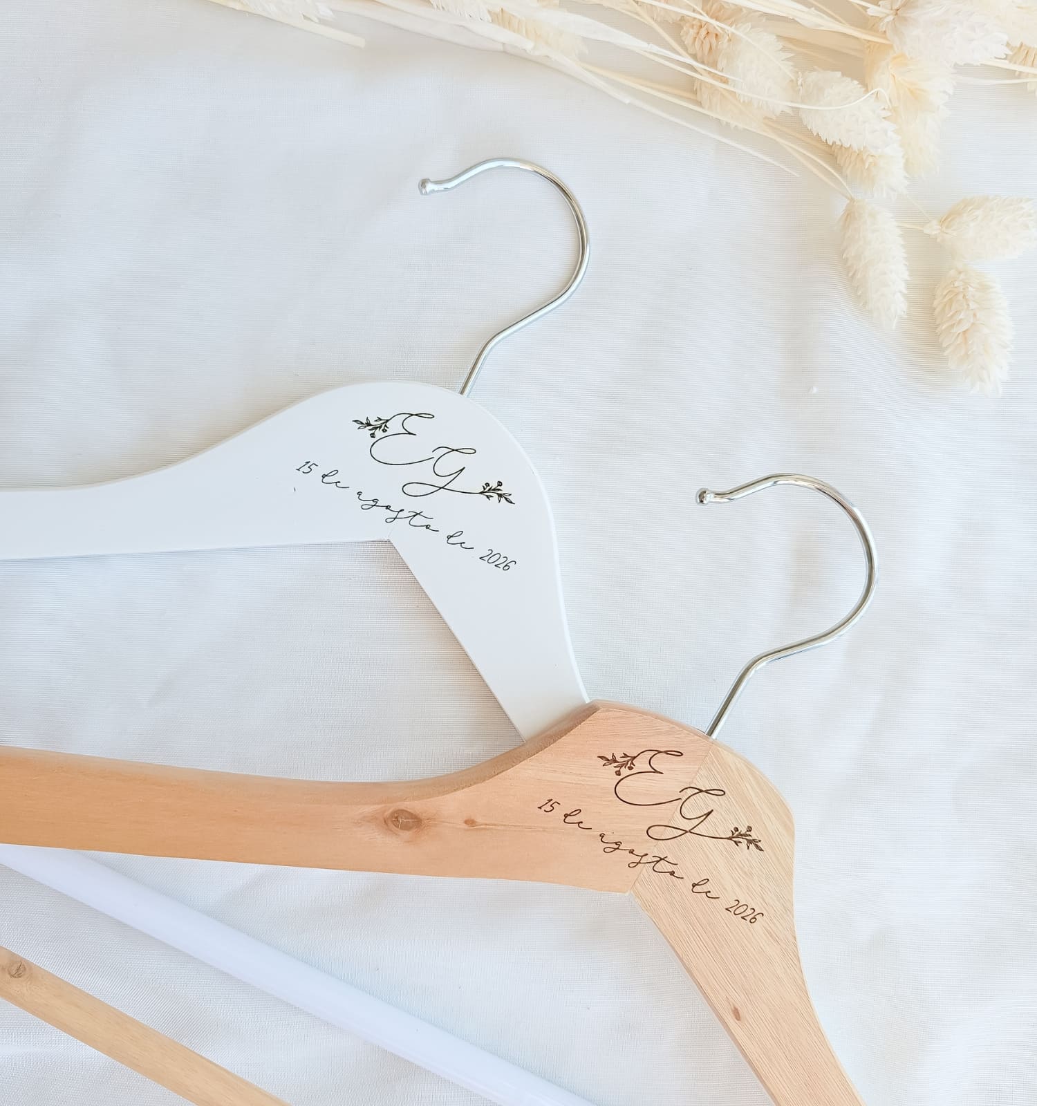 cabide-personalizado-casamento - PIPÁPÁ - Amor em Madeira cabide-personalizado-casamento