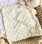 Conjunto Doudou e Manta para Bebé - PIPÁPÁ - Amor em Madeira Conjunto Doudou e Manta para Bebé